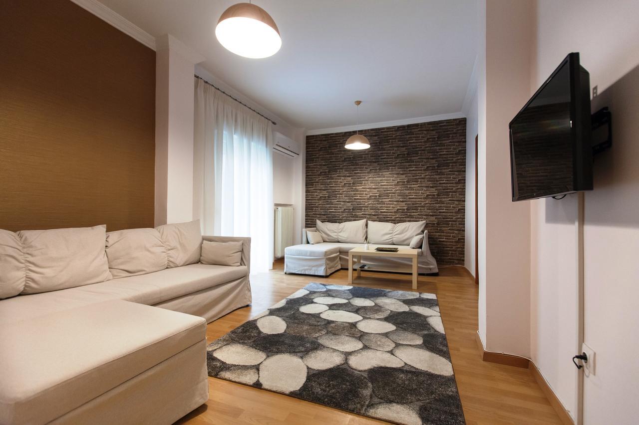 Karolou Ntil Luxury *